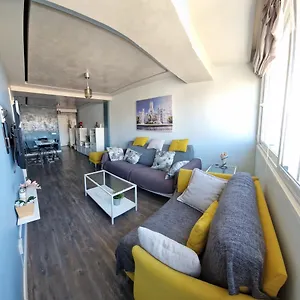 Bonito Piso Cerca De La Playa Apartamento